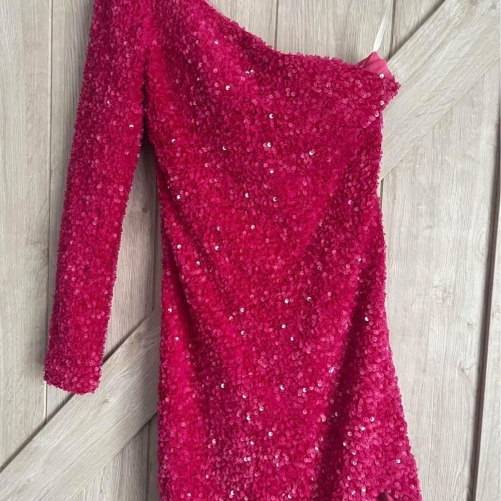 Red Sequin One-Shoulder Dress